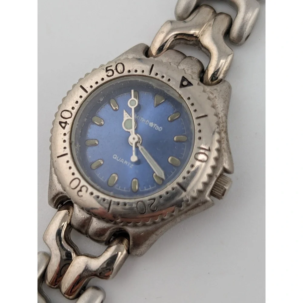 Vintage Limited Too Girls Watch 27mm Case Blue Dial Silver 6.75